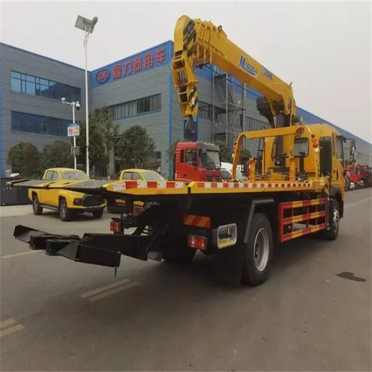 江岸附近小随车吊出租电话，轻松解决搬运烦恼